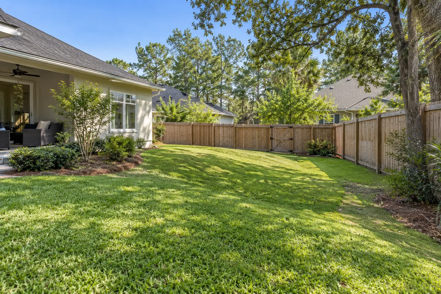 Residential fence layout and gate planning in Jacksonville Florida